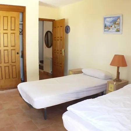 Denia, 3 Dormitorios, 6 Personas - Es-262-6 Villa